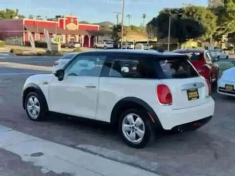 2015 MINI Hardtop 2 Door Cooper