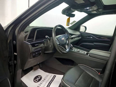 2023 Cadillac Escalade Sport