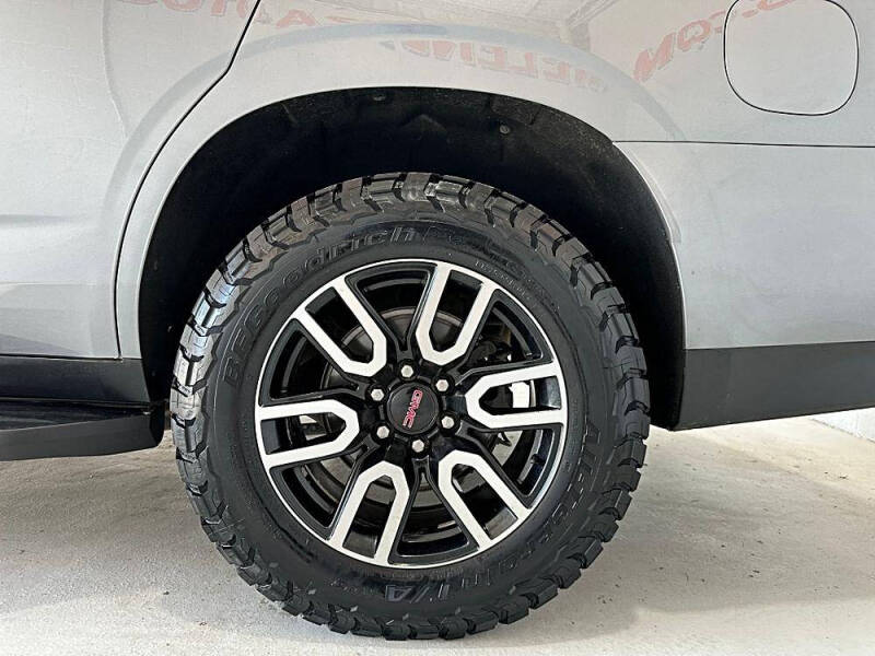 2022 GMC Yukon AT4