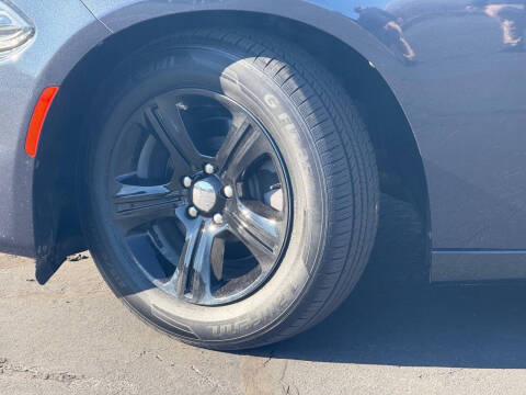 2016 Dodge Charger SE