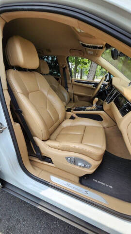 2016 Porsche Macan S