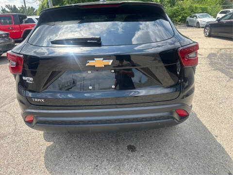 2024 Chevrolet Trax LS