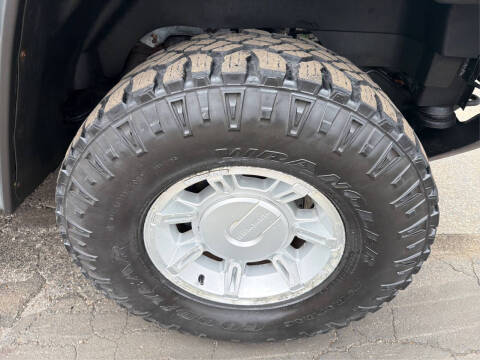 2005 HUMMER H2