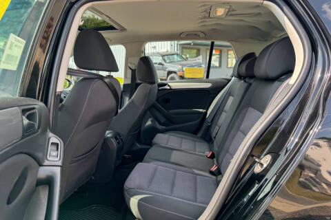 2012 Volkswagen Golf 2.5L PZEV