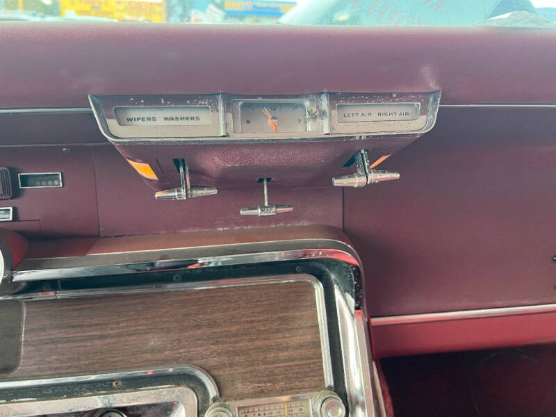 1965 Ford Thunderbird