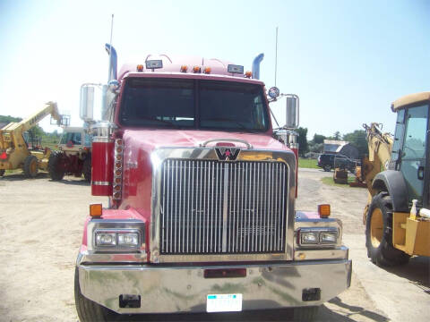 2005 Western Star 4900 SF