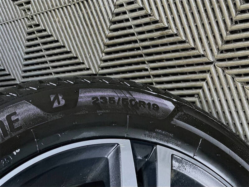 2016 Volvo XC90 T5 Momentum