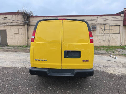 2021 GMC Savana 2500