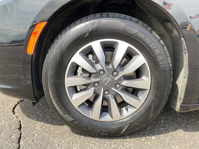 2024 Chrysler Pacifica Plug-In Hybrid Select