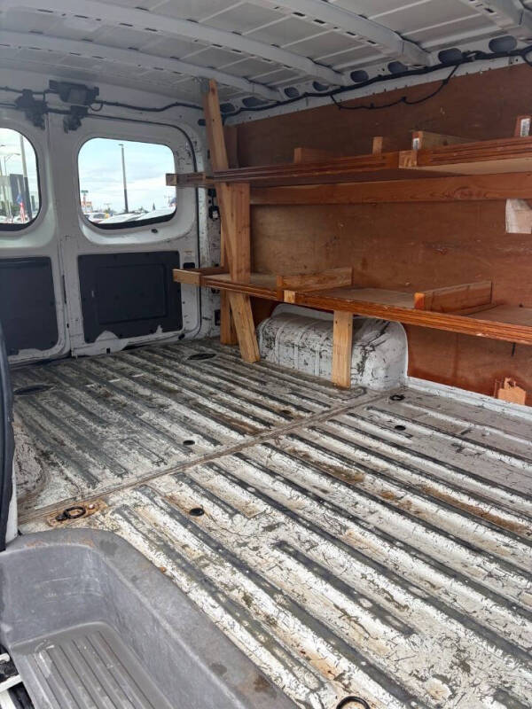 2012 Nissan NV 1500 S