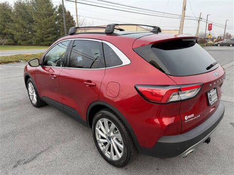 2021 Ford Escape Hybrid Titanium