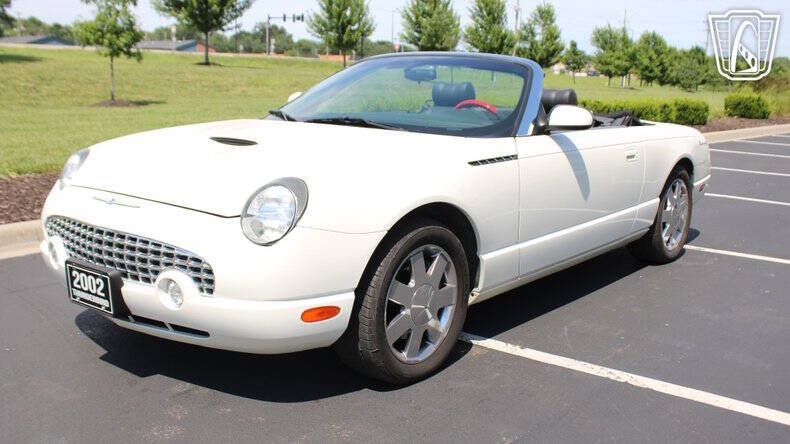 2002 Ford Thunderbird Deluxe
