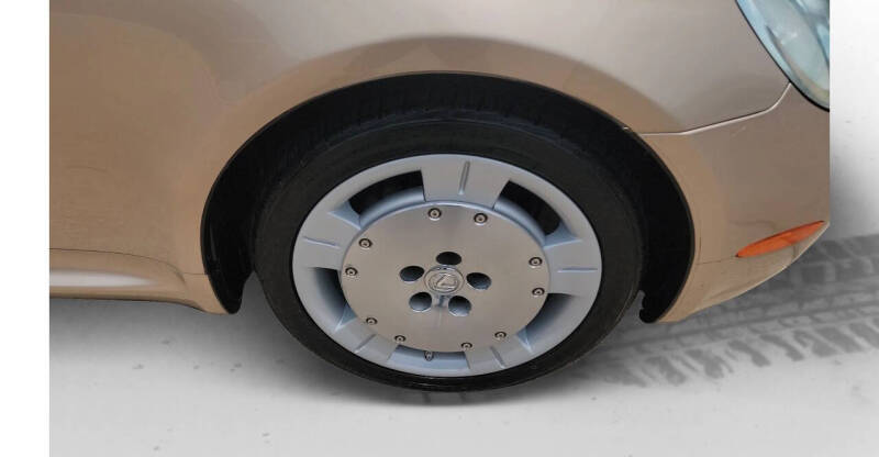 2004 Lexus SC 430
