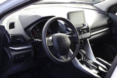 2023 Mitsubishi Eclipse Cross LE