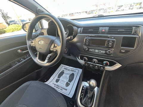 2012 Kia Rio 5-Door EX