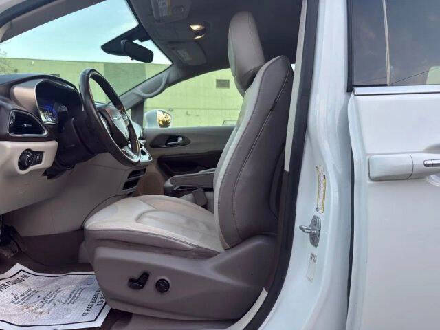 2018 Chrysler Pacifica Touring L