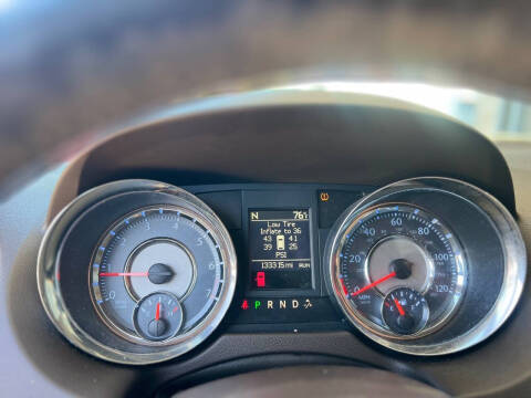 2015 Chrysler Town and Country Touring-L