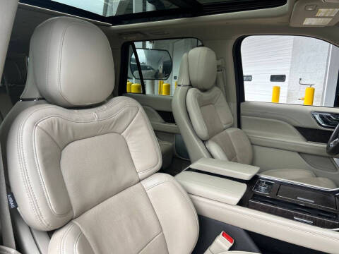 2021 Lincoln Navigator L Reserve