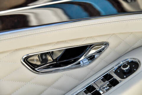 2024 Bentley Continental