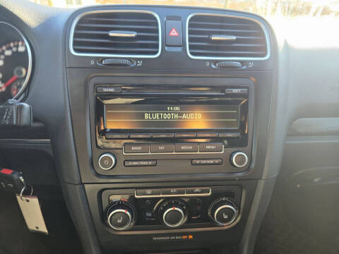 2014 Volkswagen GTI Wolfsburg Edition PZEV