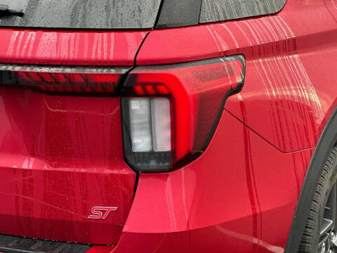 2025 Ford Explorer ST