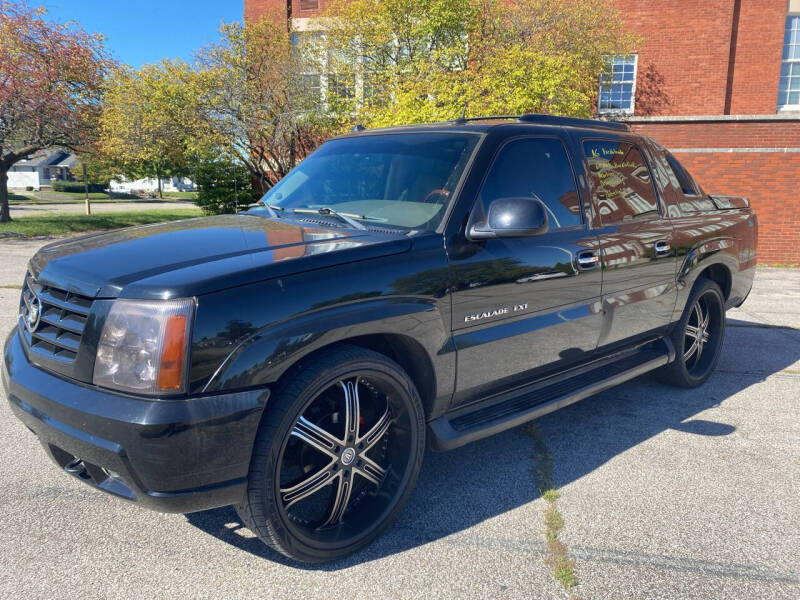 2005 Cadillac Escalade EXT for sale at Hayhurst Auto Center Inc in Evansville IN