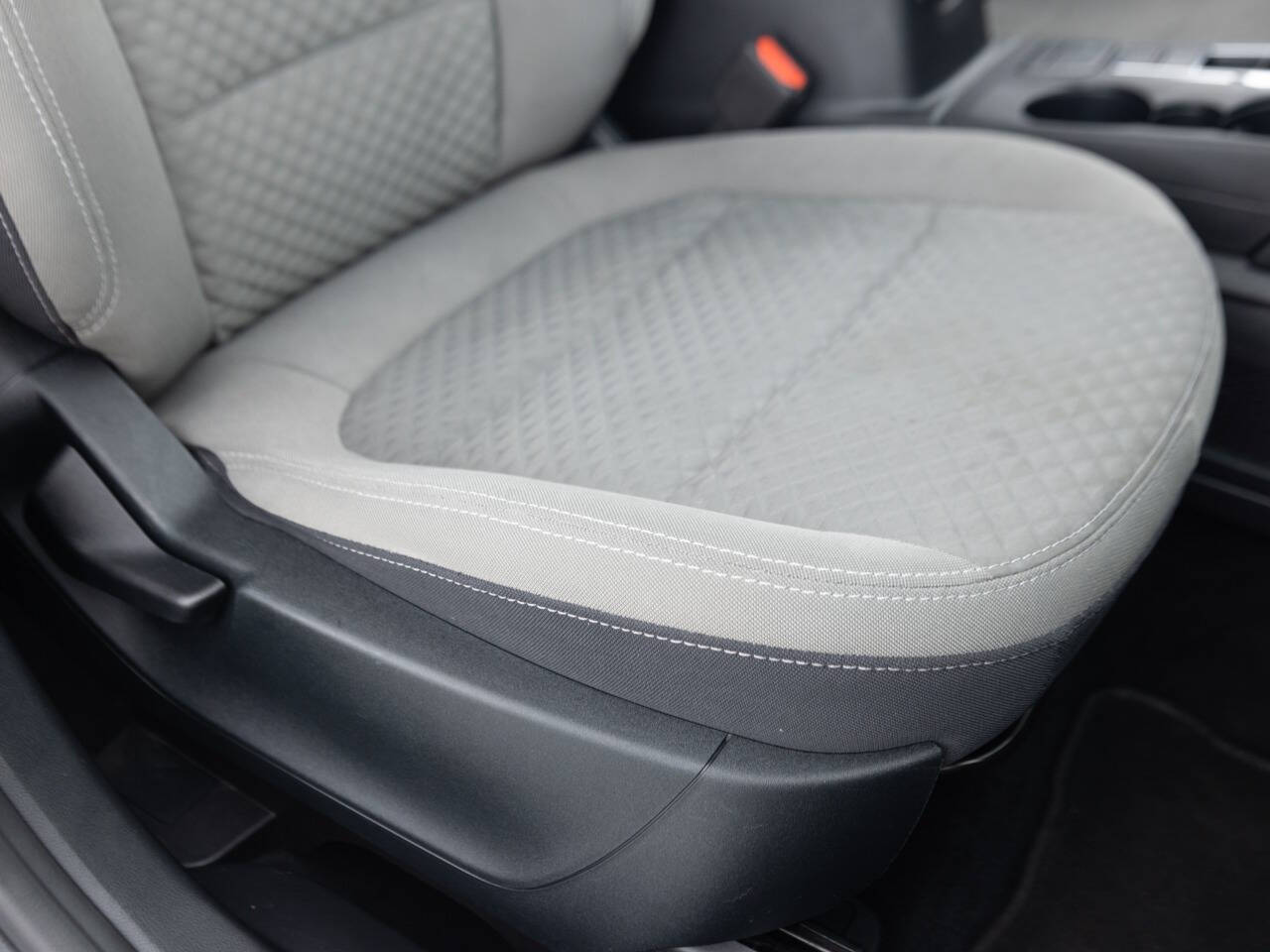 Used Car 2020 Ford Escape  Se 4dr Suv For Sale Under $12,000 In Coal City, Illinois