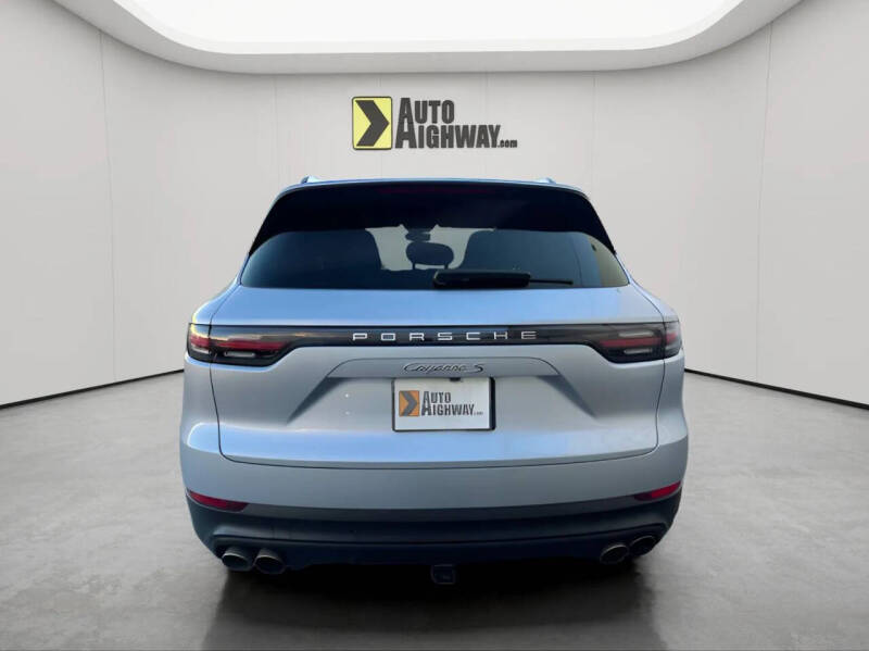 2019 Porsche Cayenne S