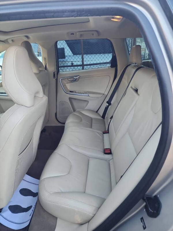 2012 Volvo XC60 3.2 Premier Plus