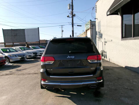 2016 Jeep Grand Cherokee Summit