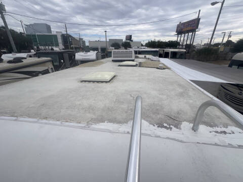 2013 Forest River SUNSEEKER 3050S