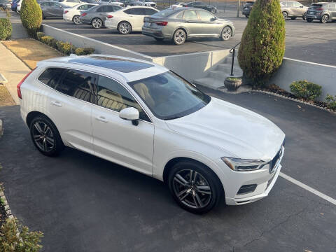 2020 Volvo XC60 T5 Momentum