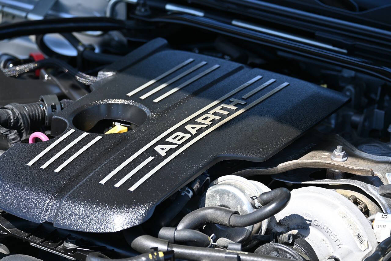 2018 FIAT 124 Spider 7