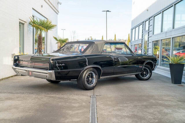 1964 Pontiac Le Mans 16