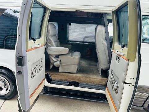 2000 Dodge Ram Van 1500