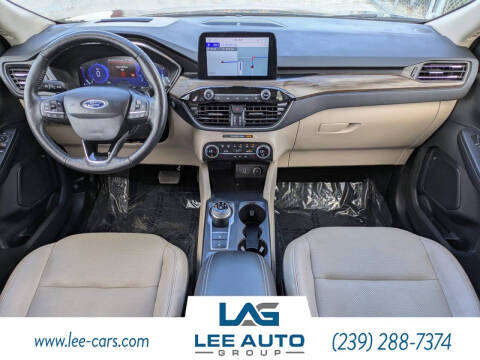 2020 Ford Escape Titanium