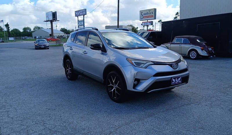 2017 Toyota RAV4 SE