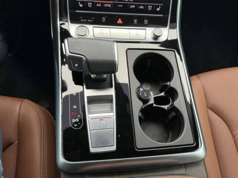 2025 Audi Q8 quattro Premium Plus 55 TFSI