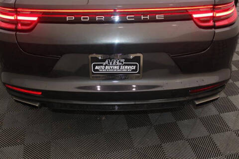 2018 Porsche Panamera