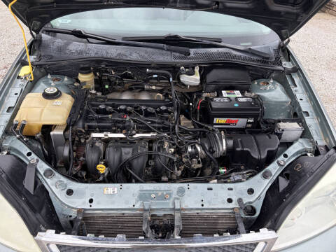 2005 Ford Focus ZX4 SE