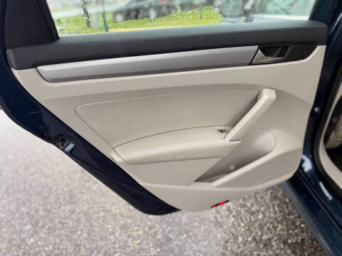 2022 Volkswagen Passat SE