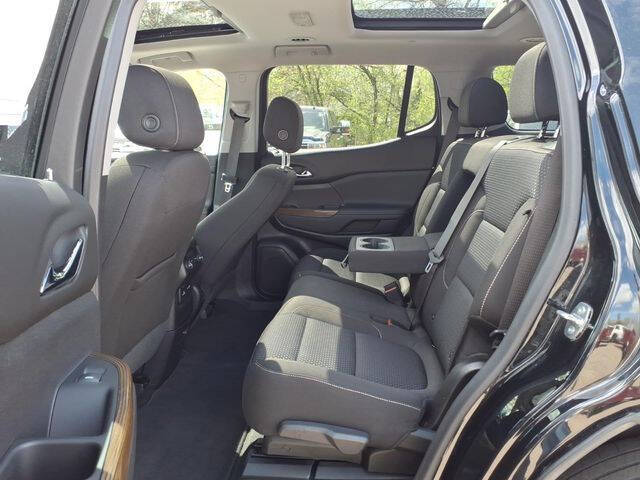2023 GMC Acadia