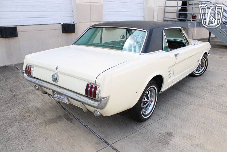 1966 Ford Mustang