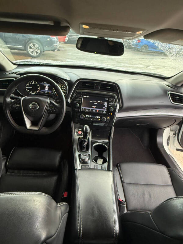 2017 Nissan Maxima 3.5 SV