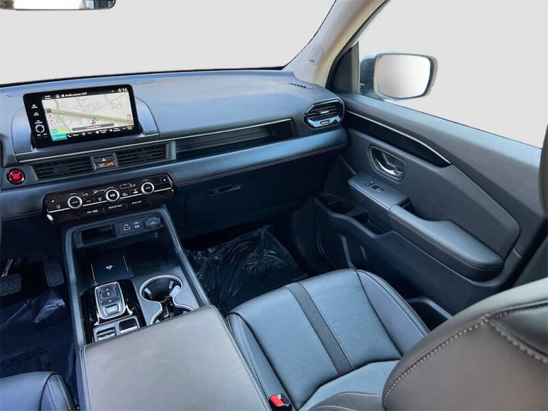 2023 Honda Pilot Touring