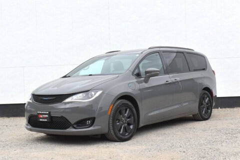 2020 Chrysler Pacifica Hybrid