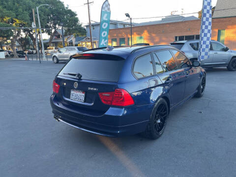 2012 BMW 3 Series 328i