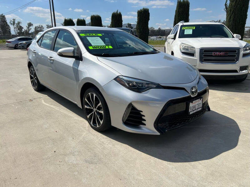 2018 Toyota Corolla SE photo 2