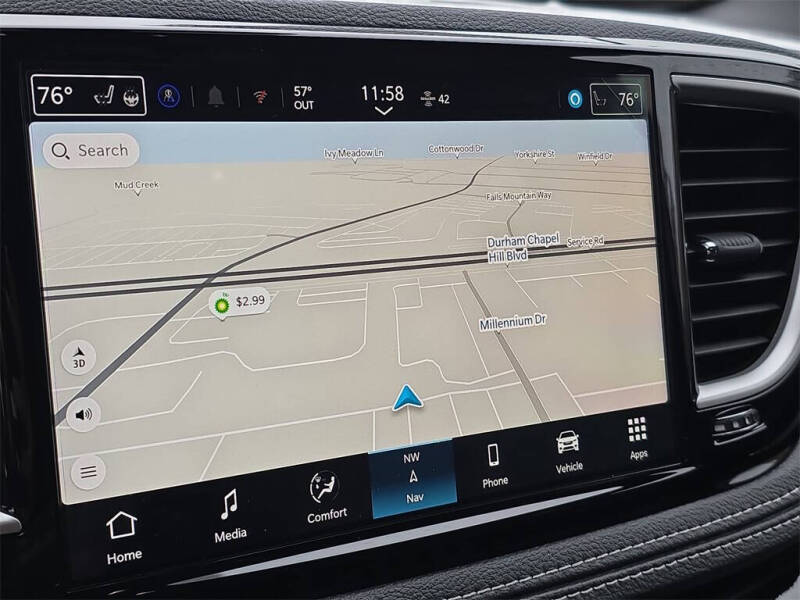 2026 Chrysler Pacifica Select