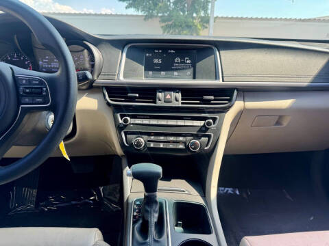 2017 Kia Optima LX